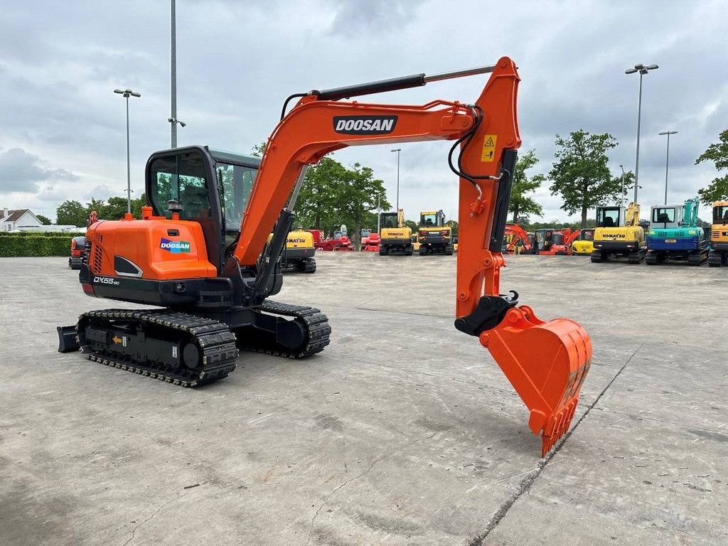 Doosan DX55-9C Diesel-Raupenbagger 2018