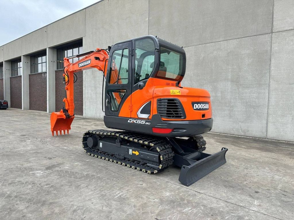 Doosan DX55-9C Diesel-Raupenbagger 2018