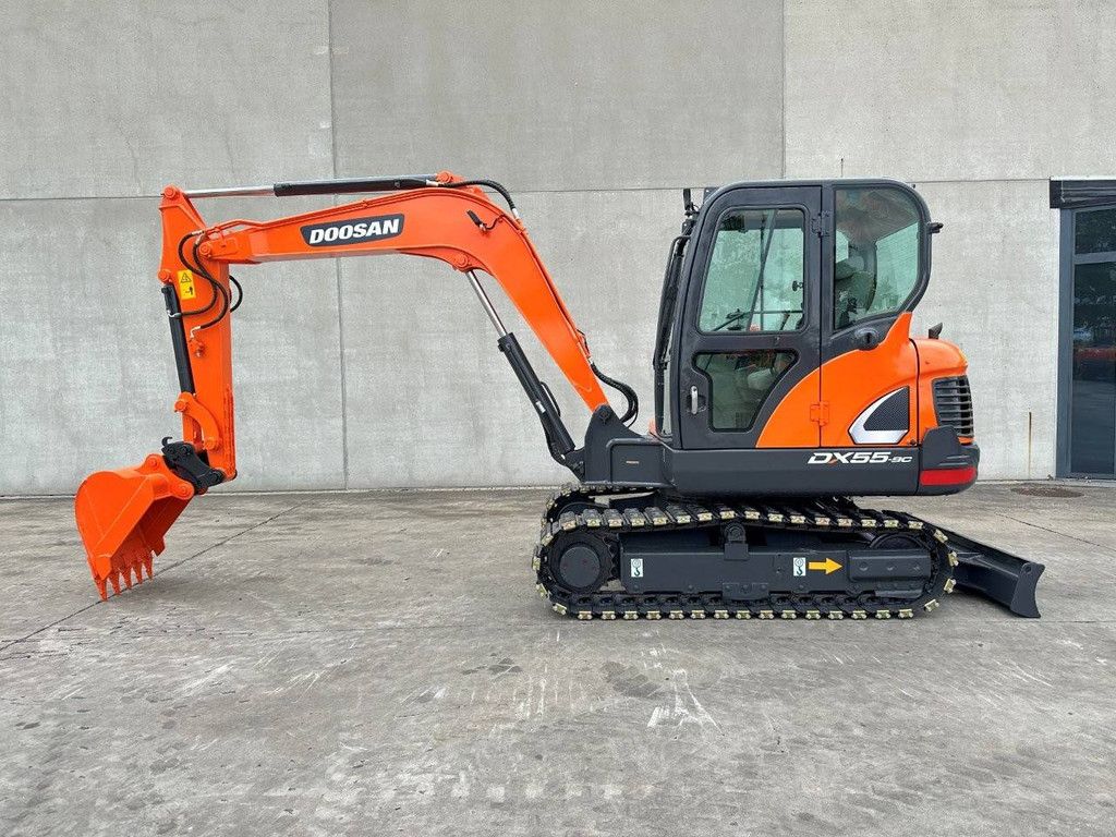 Doosan DX55-9C Diesel-Raupenbagger 2018