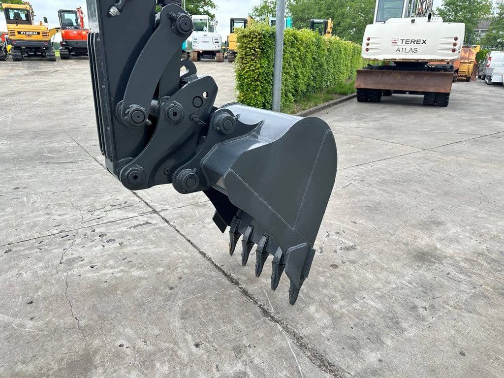 Crawler excavator Volvo EC55B Diesel 2012