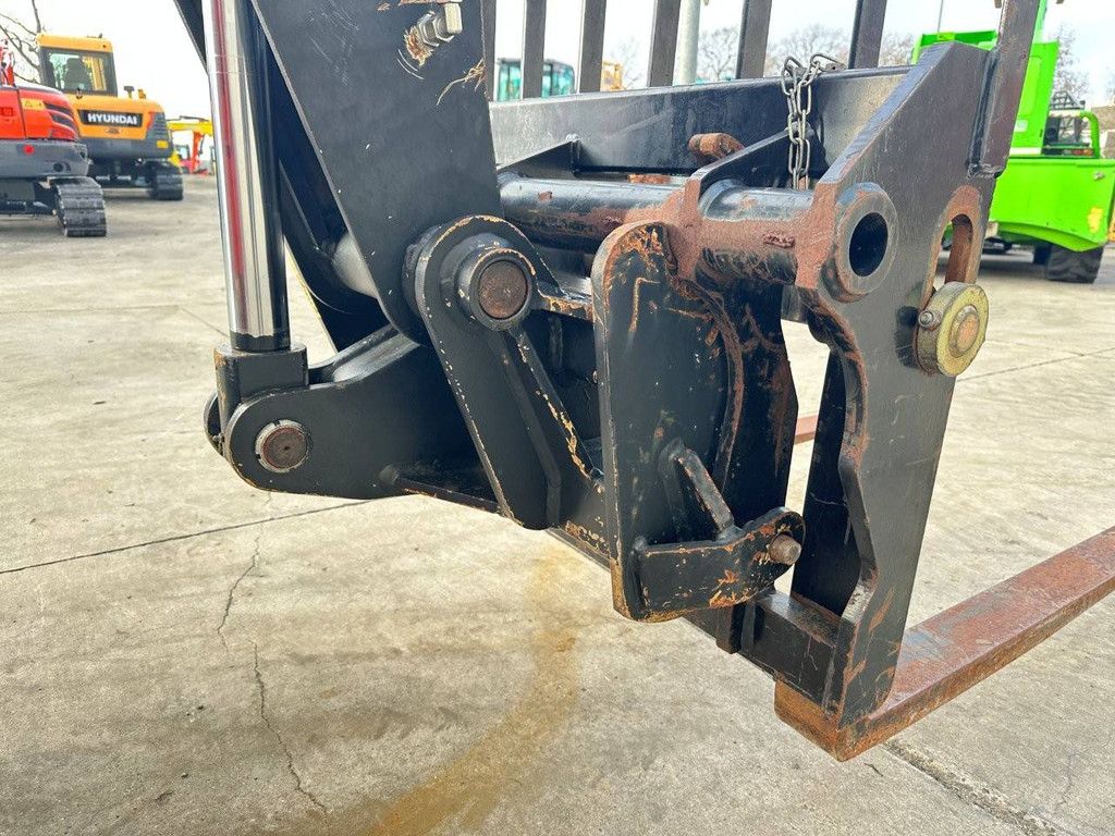 Drehbarer Teleskoplader Manitou MRT2150 Diesel 5000kg 2008