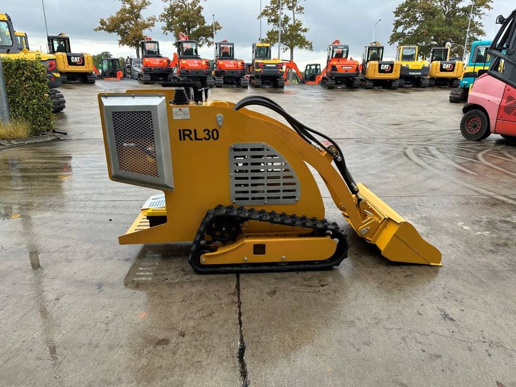 Mini-Schranklader IR IRL30 Benzine 2025 Nieuw met Graafarm GIYI ZWB Nieuw