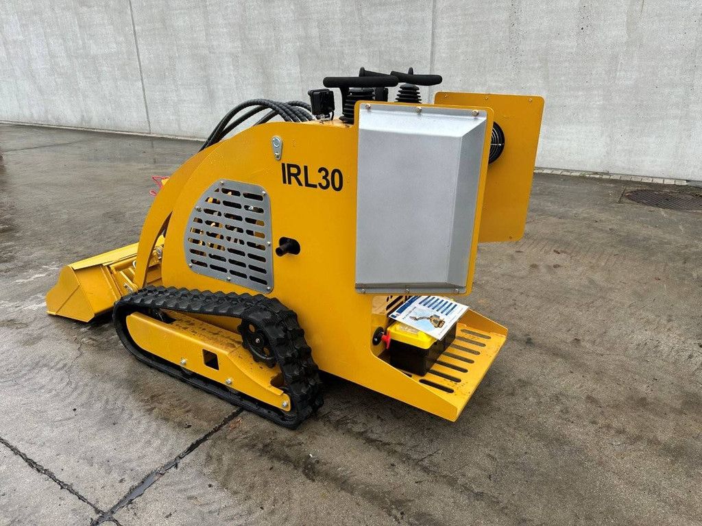 Mini-Schranklader IR IRL30 Benzine 2025 Nieuw met Graafarm GIYI ZWB Nieuw