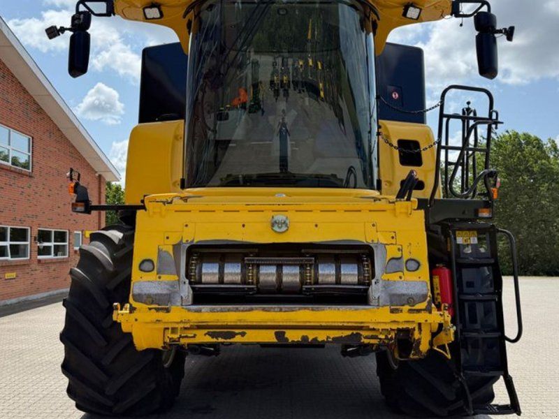 New Holland CR9080 SLH Eleion