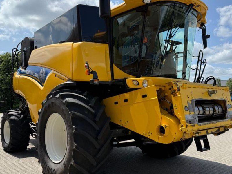 New Holland CR9080 SLH Eleion