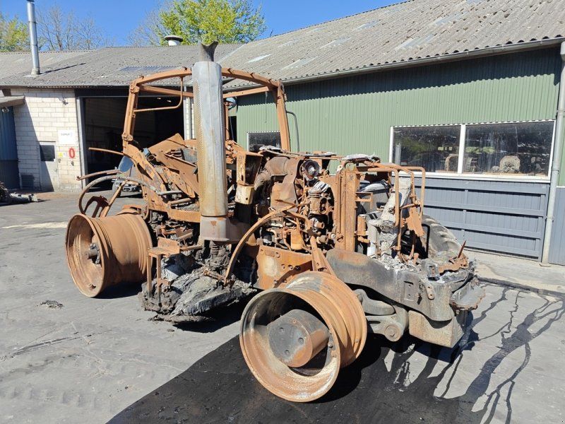 Valtra S354