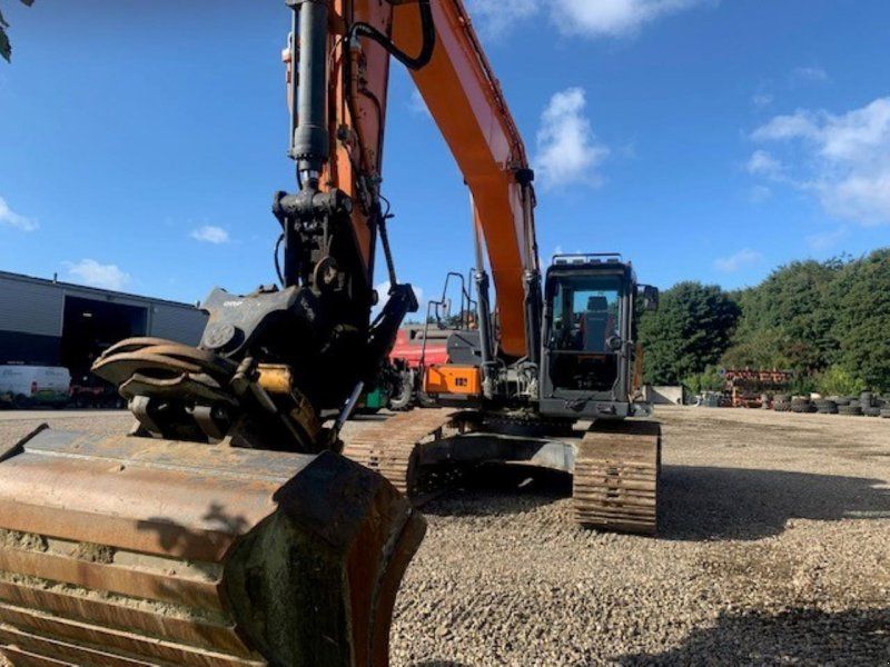Doosan DX255-5