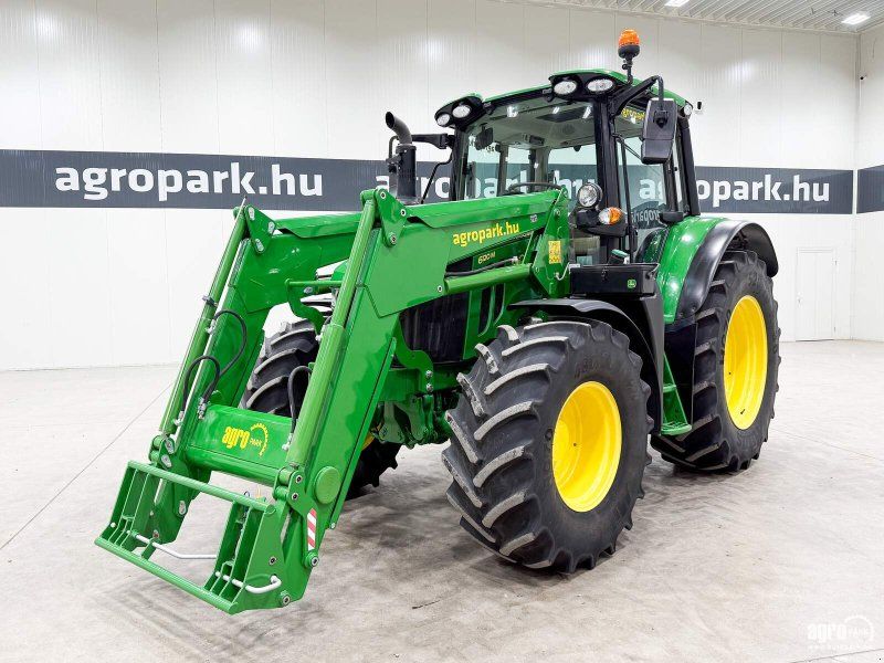 John Deere 6120M