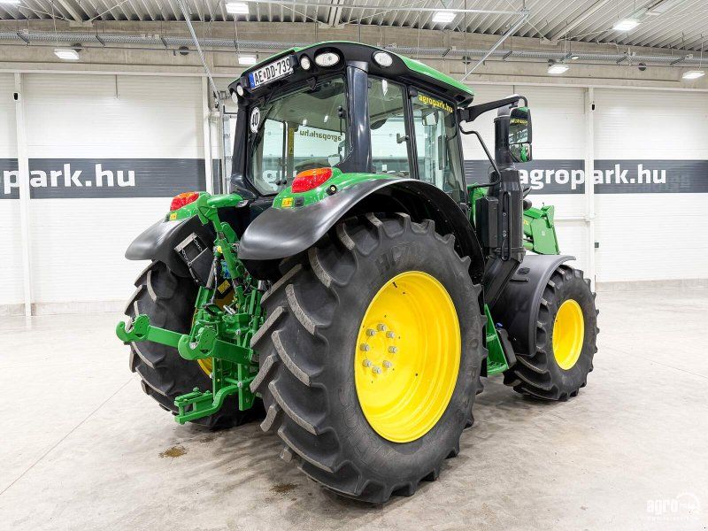 John Deere 6120M