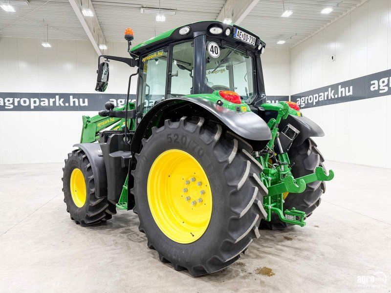 John Deere 6120M