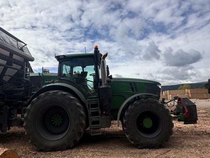 John Deere 6250R