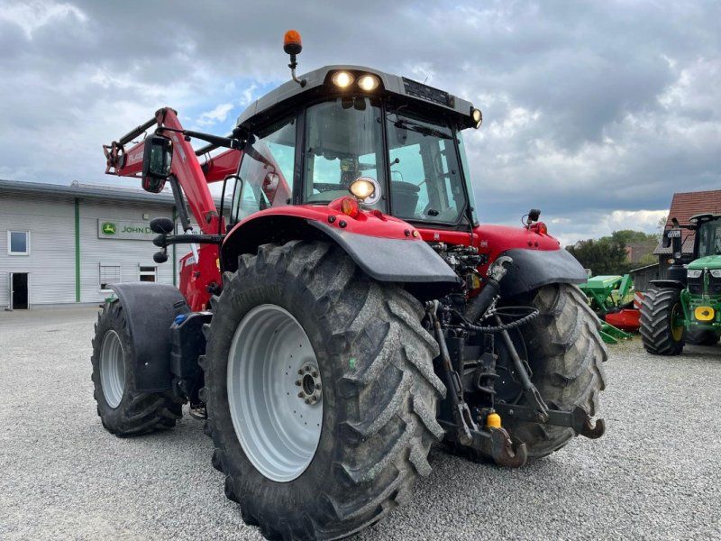 Massey Ferguson 7718S