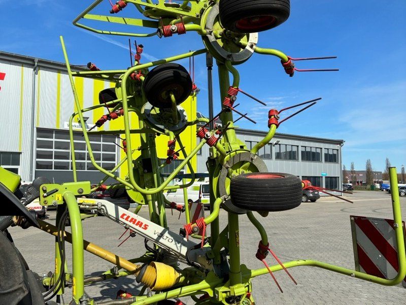 Claas Volto770