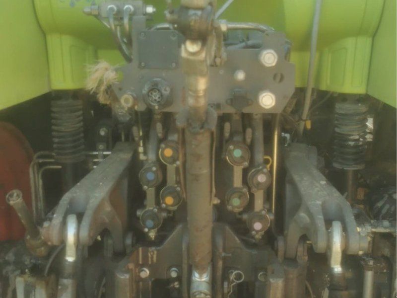 Claas ARION 650 CEBIS