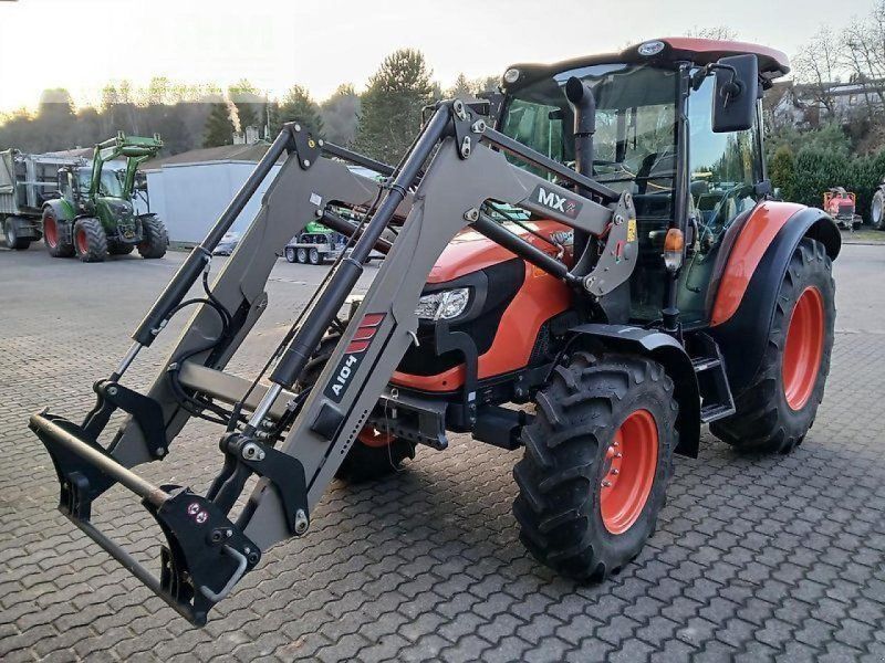 Kubota m4-072