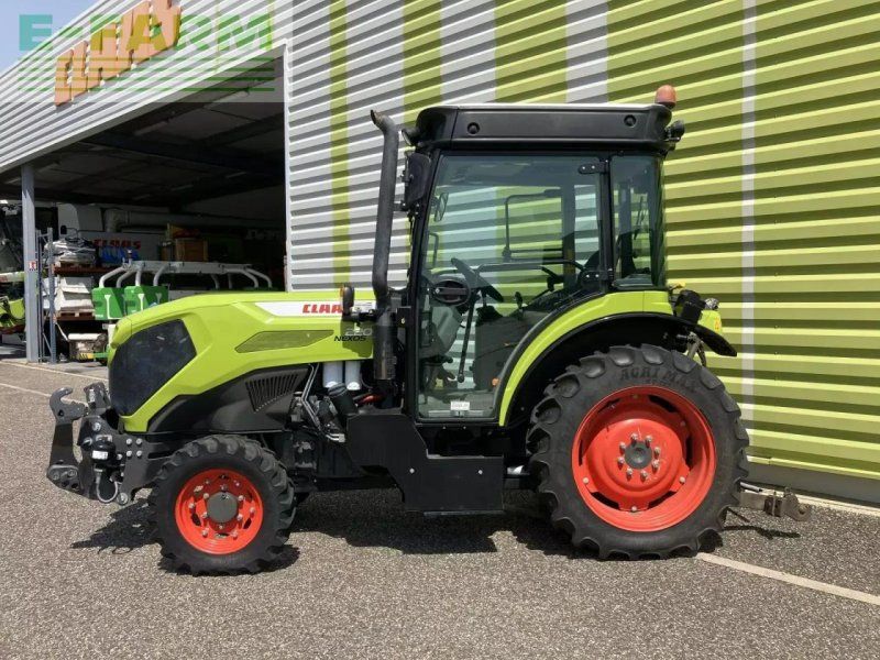 Claas nexos 220 s