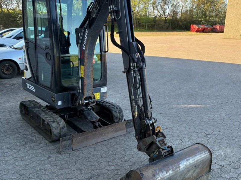 Schaeff TC22.2