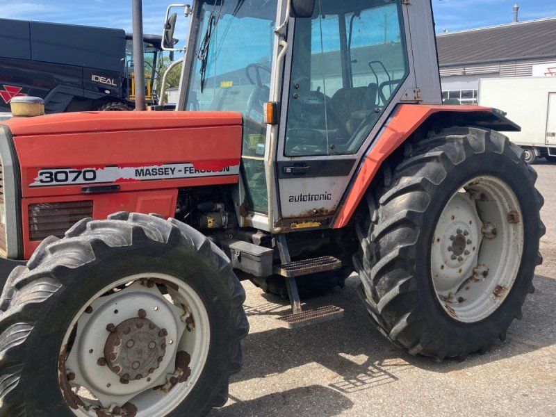 Massey Ferguson 3070