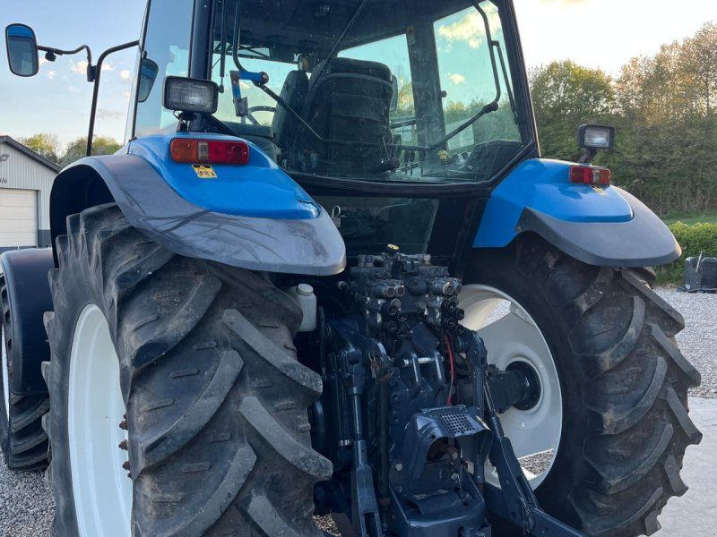 New Holland 8260 Range Command