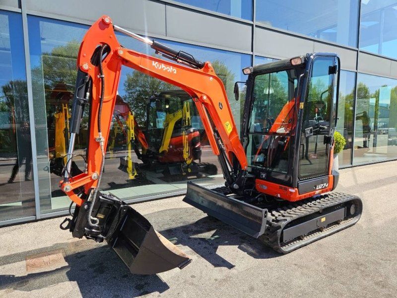 Kubota U 27-4
