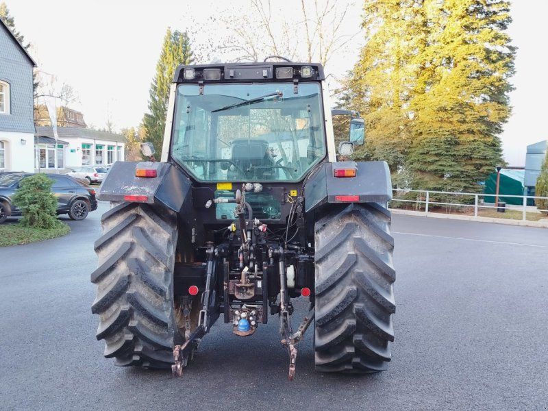 Valtra 8050