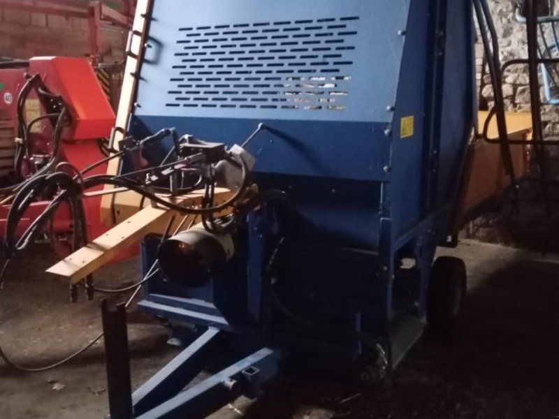 BRIOL BAW 1500 Ballenauflöser mit Auswurf