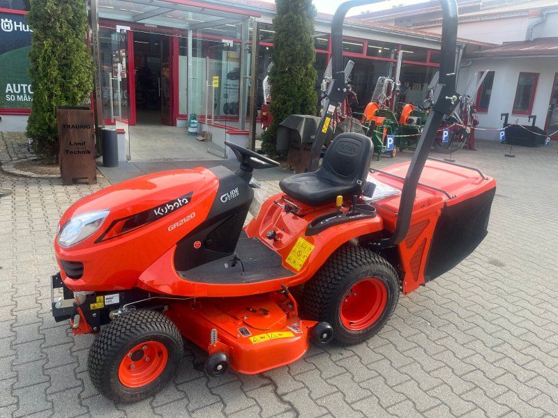 Kubota GR 2120