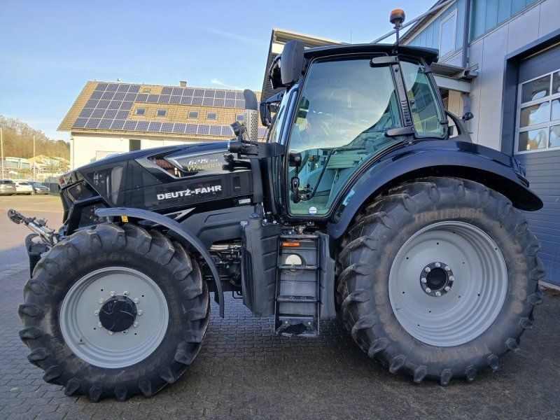 Deutz-Fahr Agrotron 6215 TTV Warrior