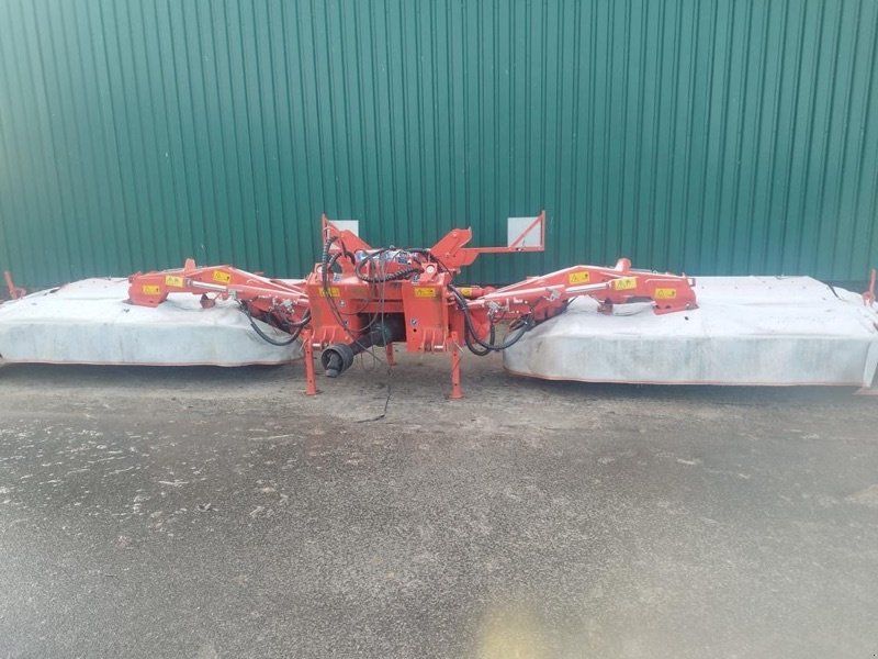 Kuhn FC 883 FF Lift Control