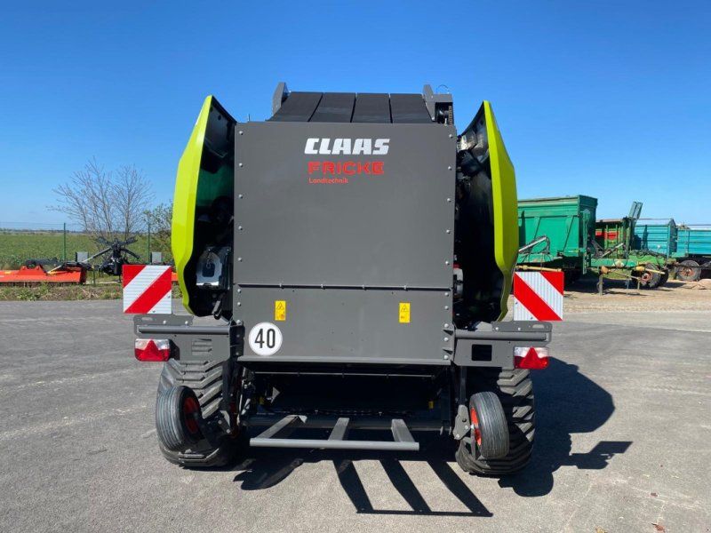 Claas Variant 585 RC PRO