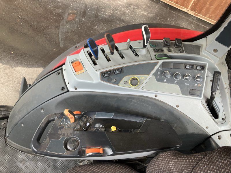 Valtra N 174