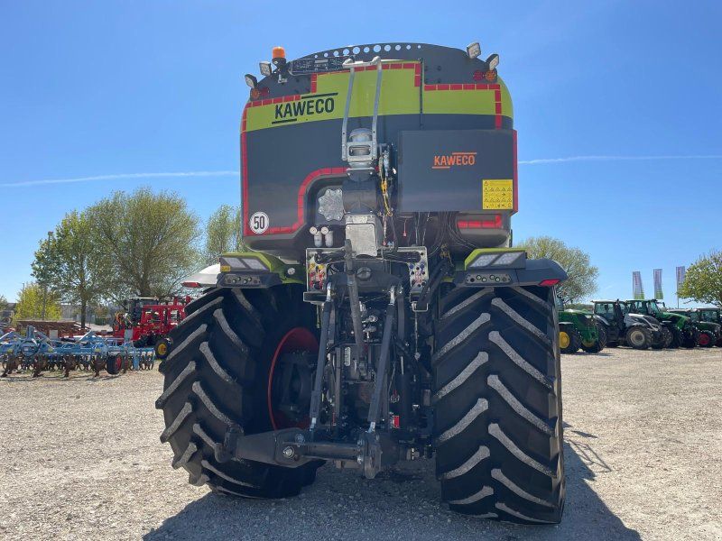 Claas Xerion 4200 SADDLE TRAC mit Kaweco 16m³
