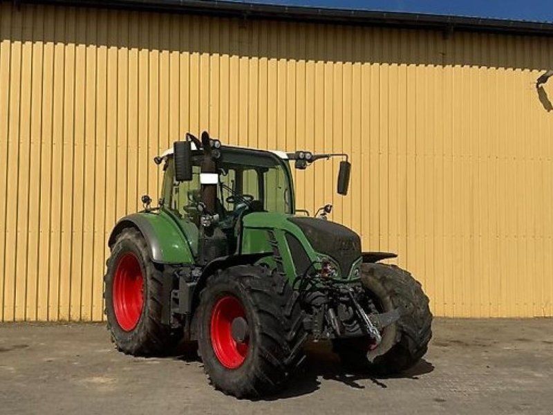 Fendt 724 Vario SCR Profi Plus