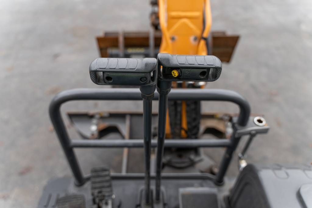 CASE CX 17 C