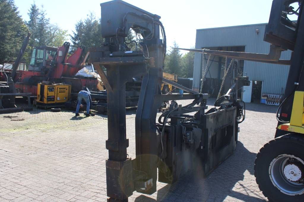Fantuzzi 20/40 ft spreader SDB100FDD