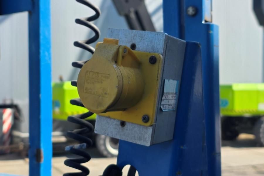 Genie GS3246 Electric, Working Height 11.75 m, 318kg Cap