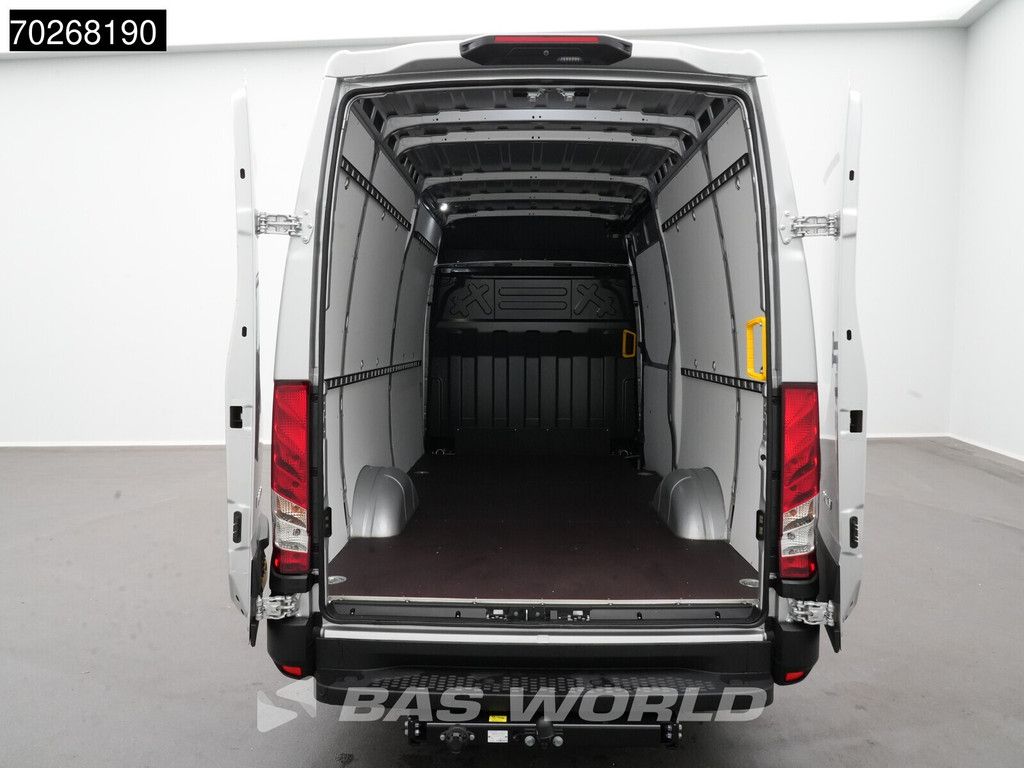 Iveco Daily 35S21 BPM VRIJ! 3.0L Automaat L2H2 210PK 2025-Model 3,5t Trekgewicht ACC LED Navi LM-Velgen Camera Euro6 L2 12m3 Klima AHK