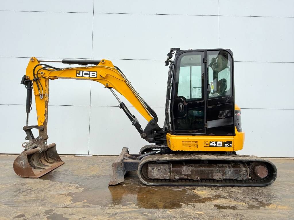 JCB 48Z-1 - Hammer Lines / Quick Coupler