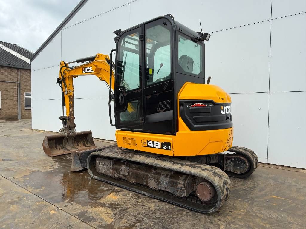 JCB 48Z-1 - Hammer Lines / Quick Coupler