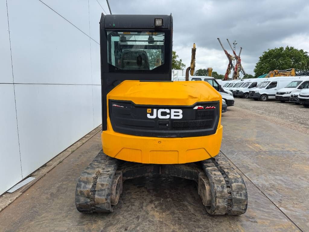 JCB 48Z-1 - Hammer Lines / Quick Coupler