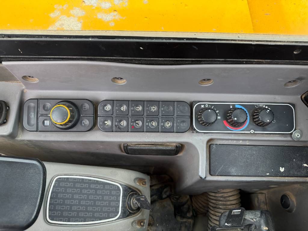 JCB 48Z-1 - Hammer Lines / Quick Coupler
