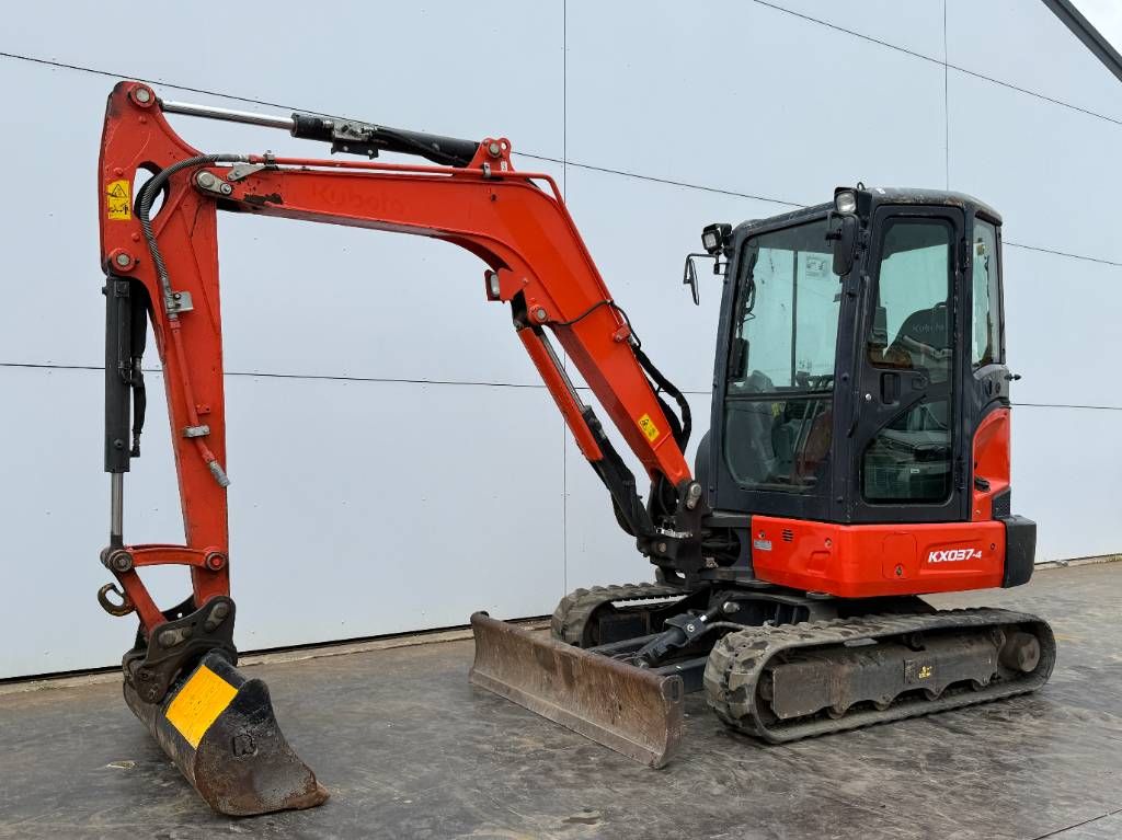 Kubota KX037-4 - Hammer Lines / Quick Coupler