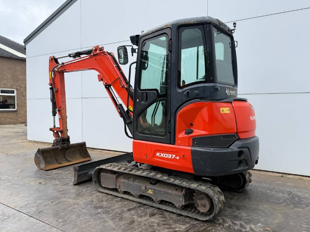 Kubota KX037-4 - Hammer Lines / Quick Coupler
