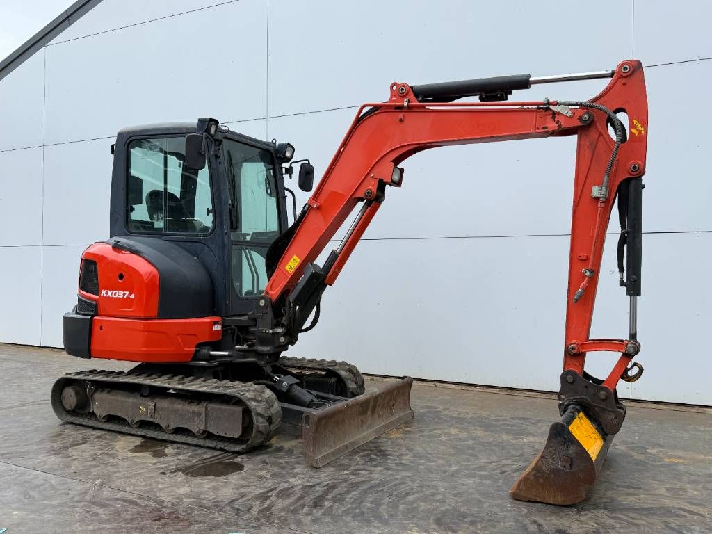 Kubota KX037-4 - Hammer Lines / Quick Coupler