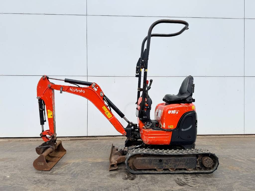 Kubota U10-3 - Hydr. Undercarriage / Hammer Lines