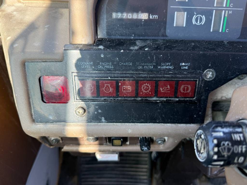 Komatsu HD605-5 - Automatic Greasing / Camera