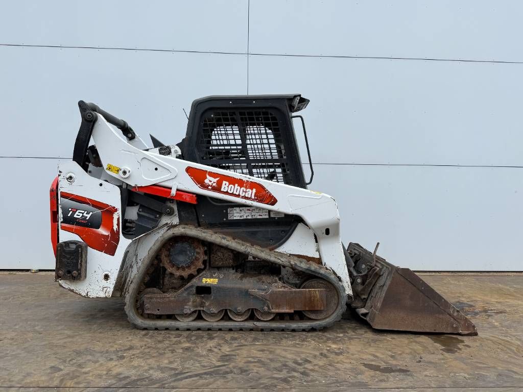Bobcat T64 - Two-Speed Compact Track Loader