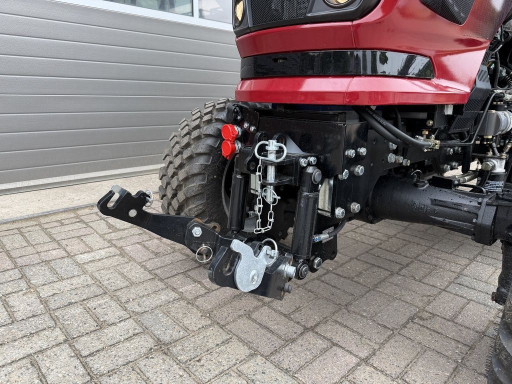 Knegt 504 GT tractor met cabine en fronthef DEMO