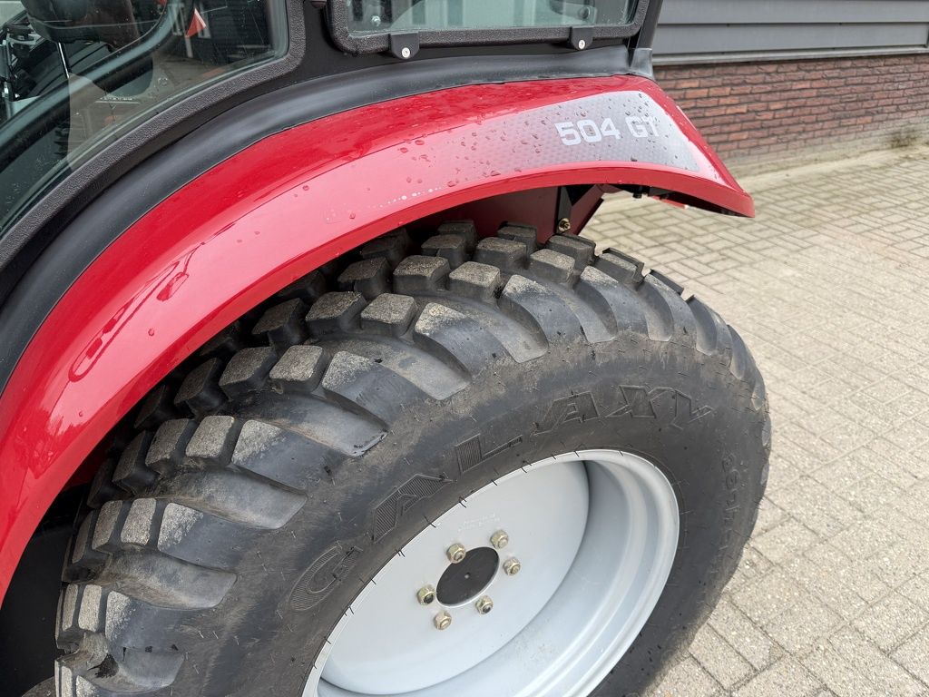Knegt 504 GT tractor met cabine en fronthef DEMO