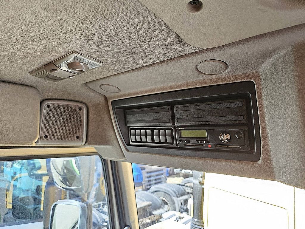RENAULT PREMIUM 380